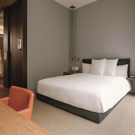 Andaz 5Th Avenue, By Hyatt Hotel New York City Exterior photo