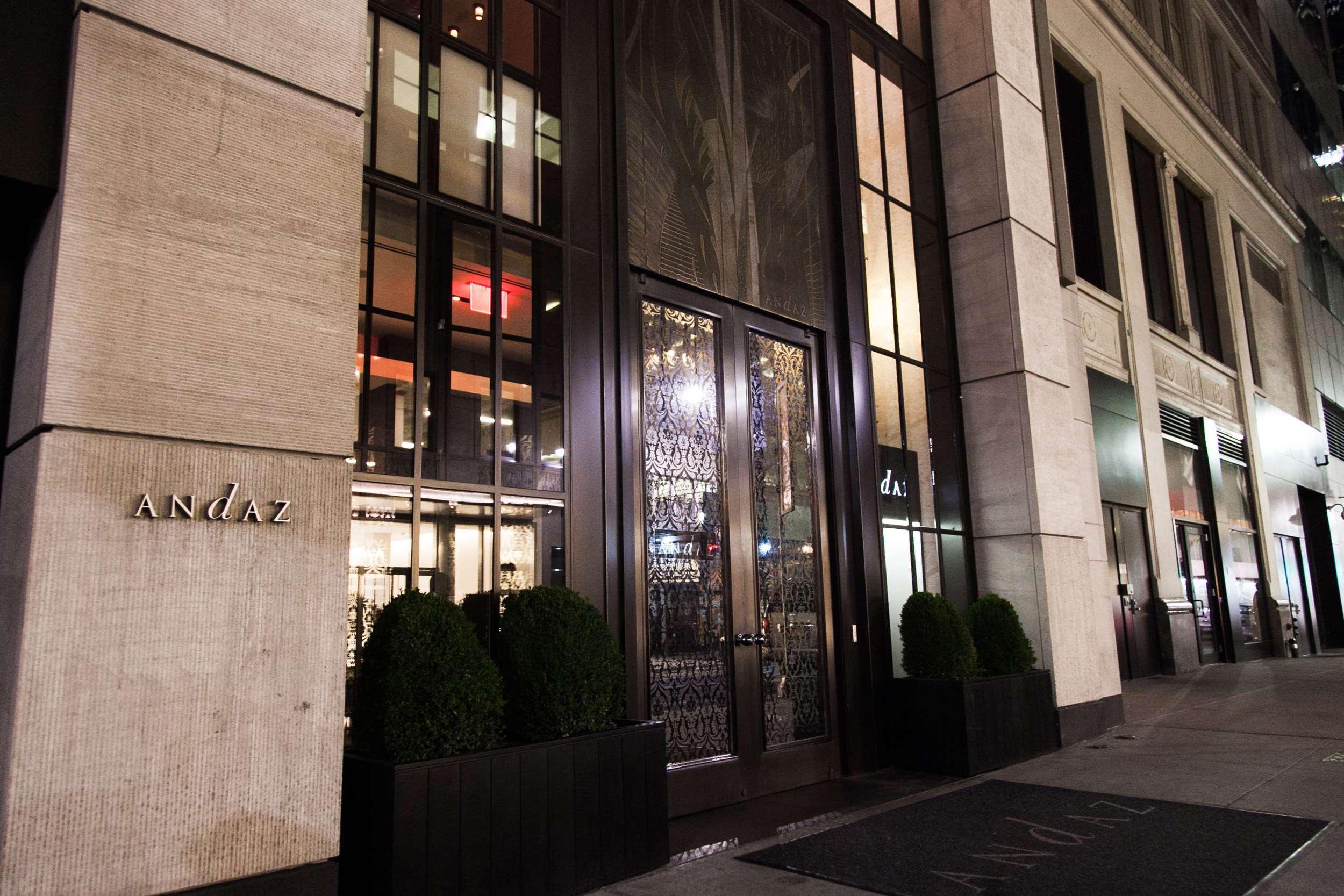 Andaz 5Th Avenue, By Hyatt Hotel New York City Exterior photo