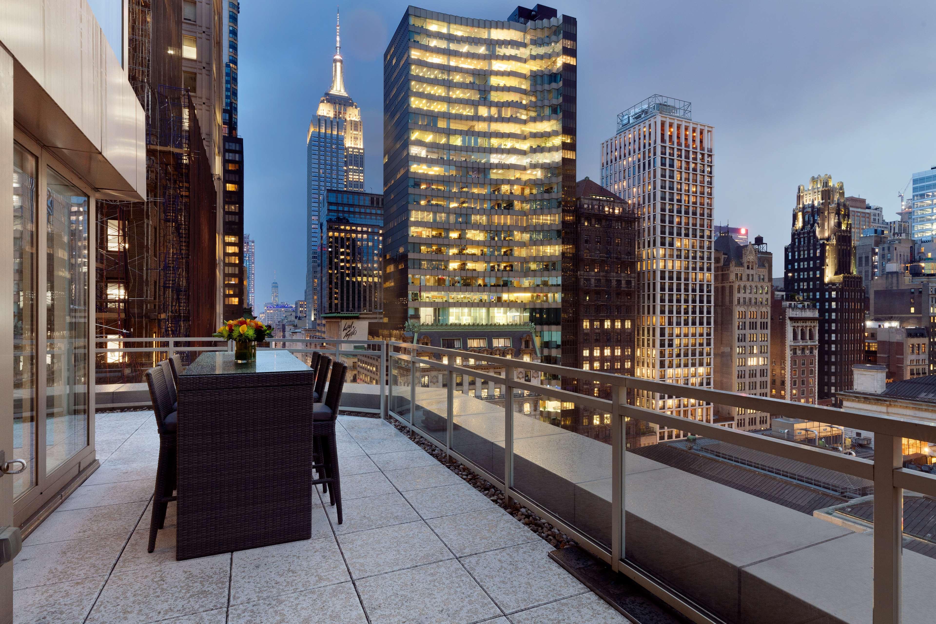 Andaz 5Th Avenue, By Hyatt Hotel New York City Exterior photo